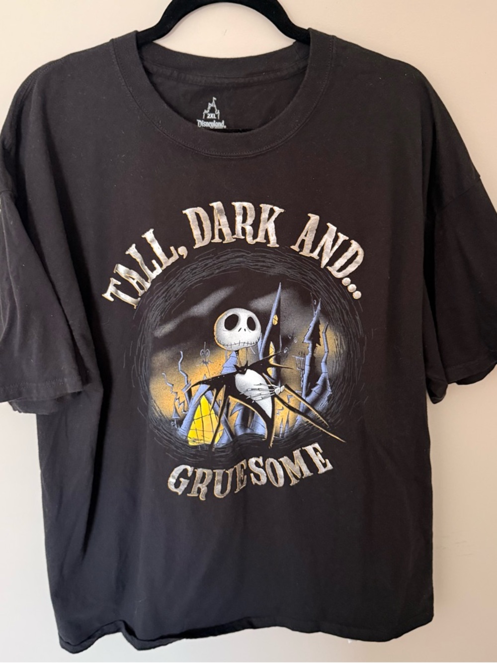 Disney Nightmare Before Christmas Black Tshirt XXL. TALL DARK AND GRUESOME